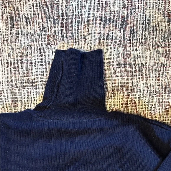 Cabela's Men's Navy Turtleneck Sweater - Picture 6 of 6